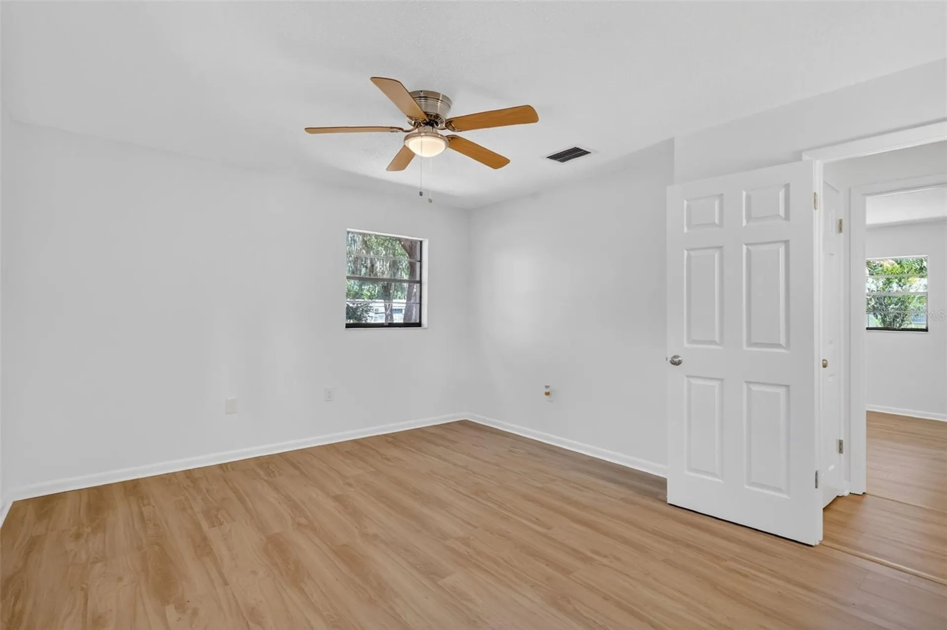 60 Outlook Street Umatilla FL 32784