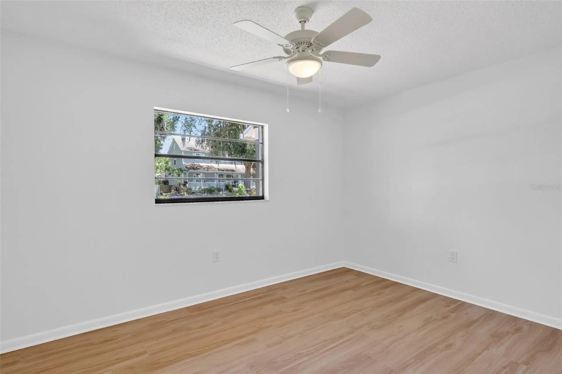 60 Outlook Street Umatilla FL 32784