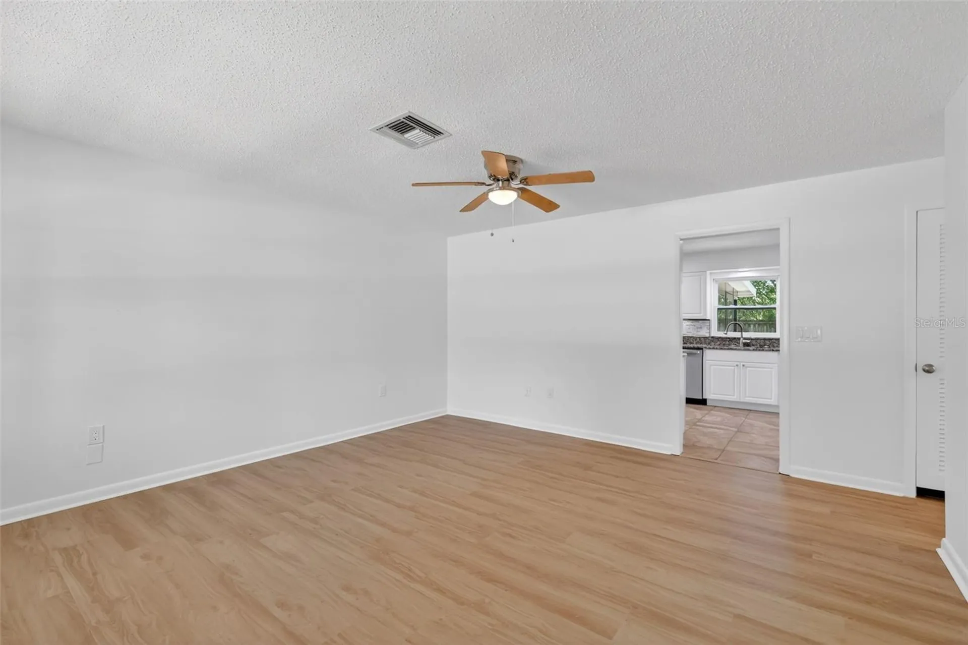 60 Outlook Street Umatilla FL 32784