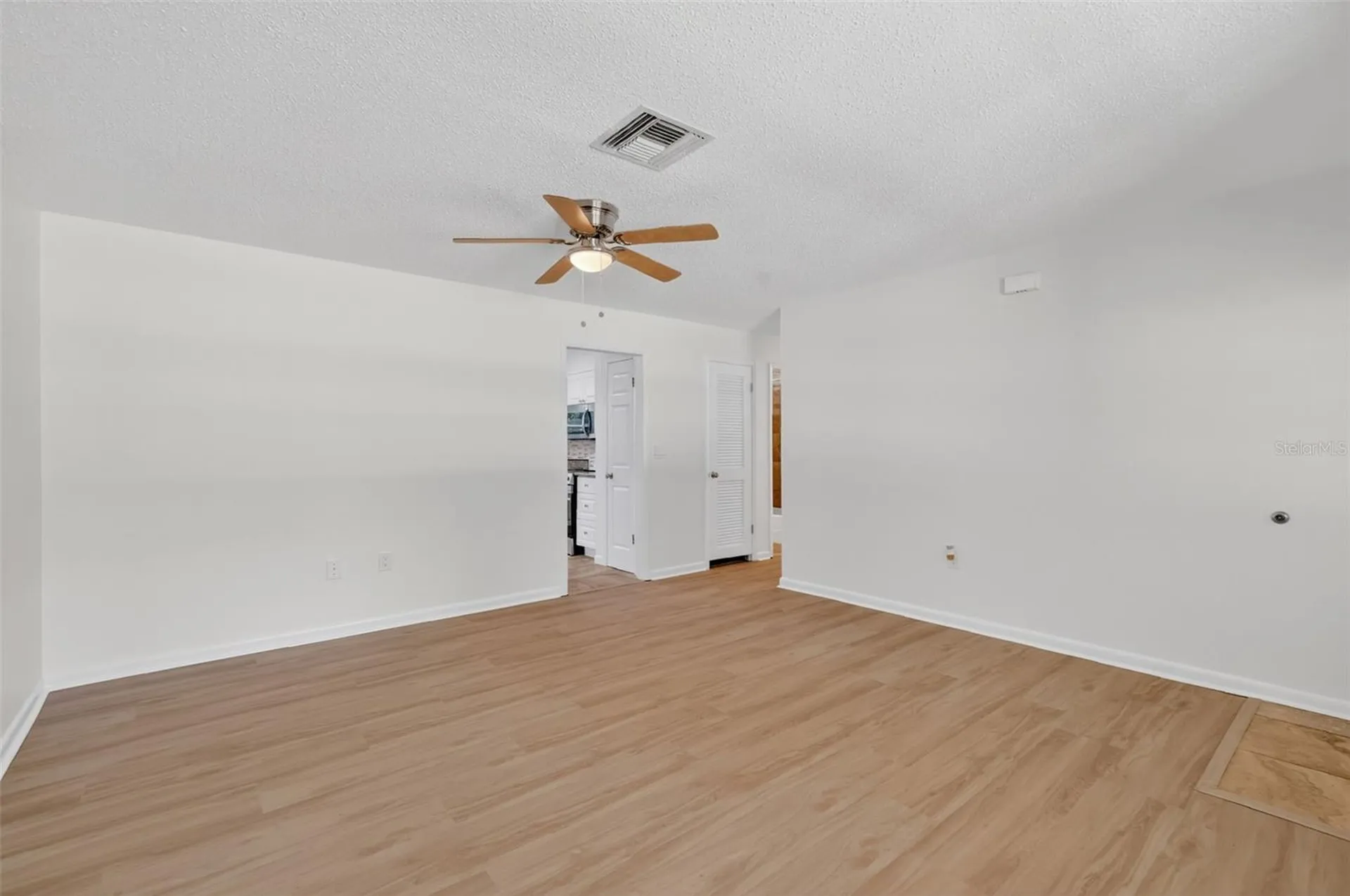 60 Outlook Street Umatilla FL 32784