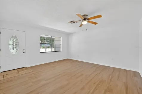 60 Outlook Street Umatilla FL 32784