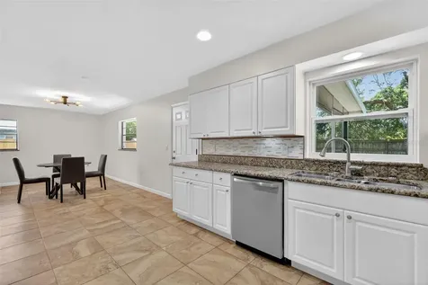 60 Outlook Street Umatilla FL 32784