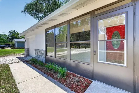 60 Outlook Street Umatilla FL 32784