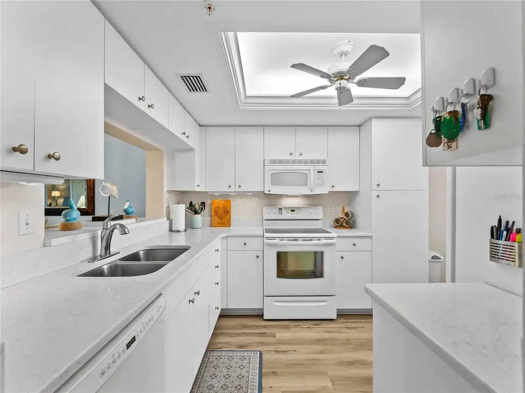 9330 Clubside Circle Sarasota FL 34238