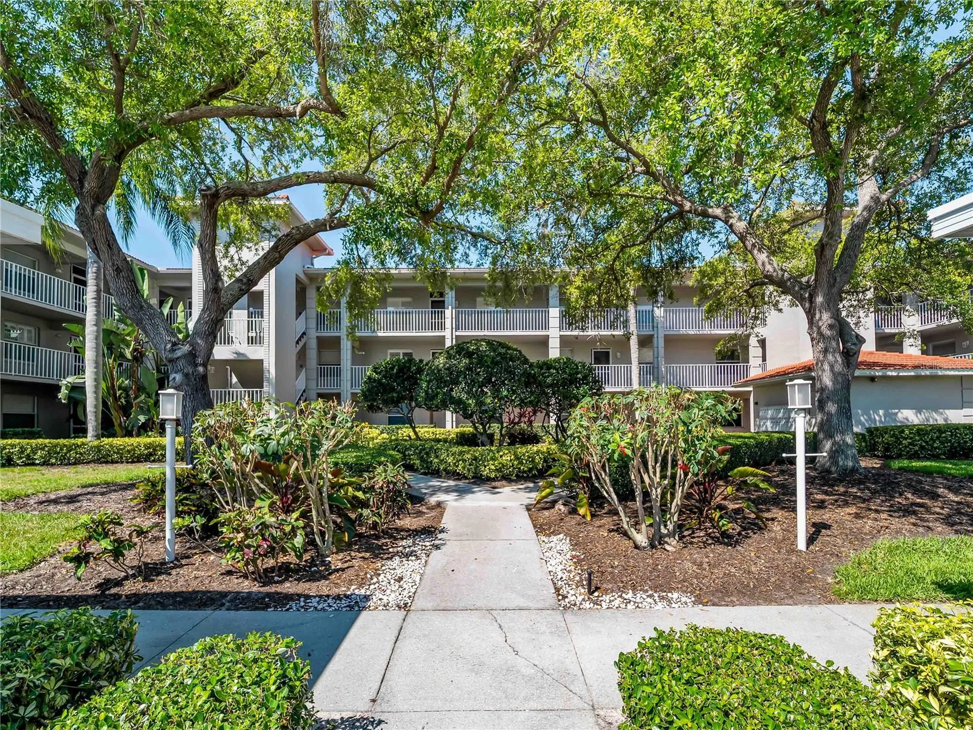 9330 Clubside Circle Sarasota FL 34238