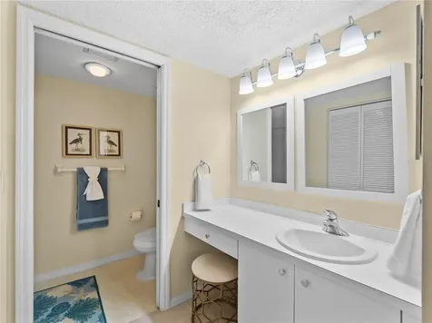 9330 Clubside Circle Sarasota FL 34238