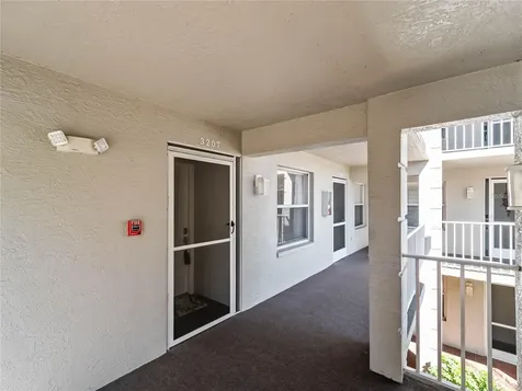 9330 Clubside Circle Sarasota FL 34238