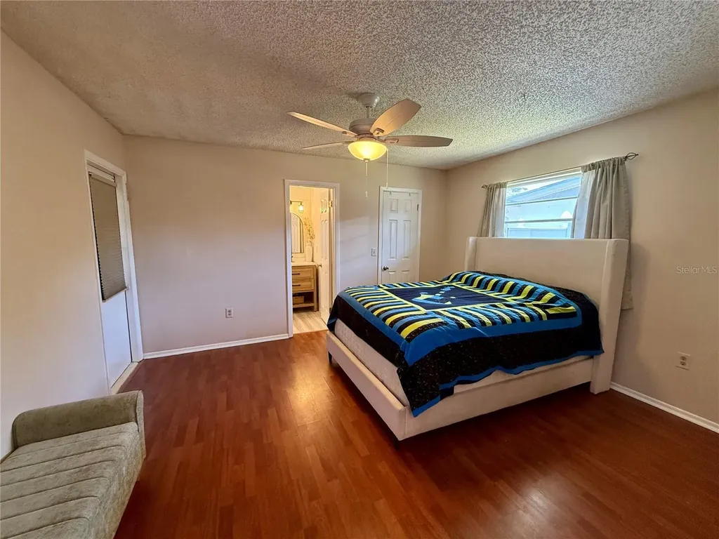 3607 Cambridge Dr W Bradenton FL 34205
