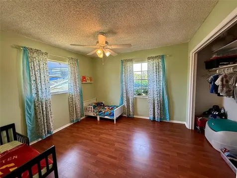 3607 Cambridge Dr W Bradenton FL 34205