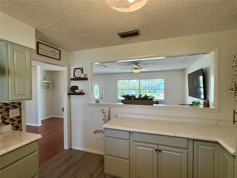 3607 Cambridge Dr W Bradenton FL 34205