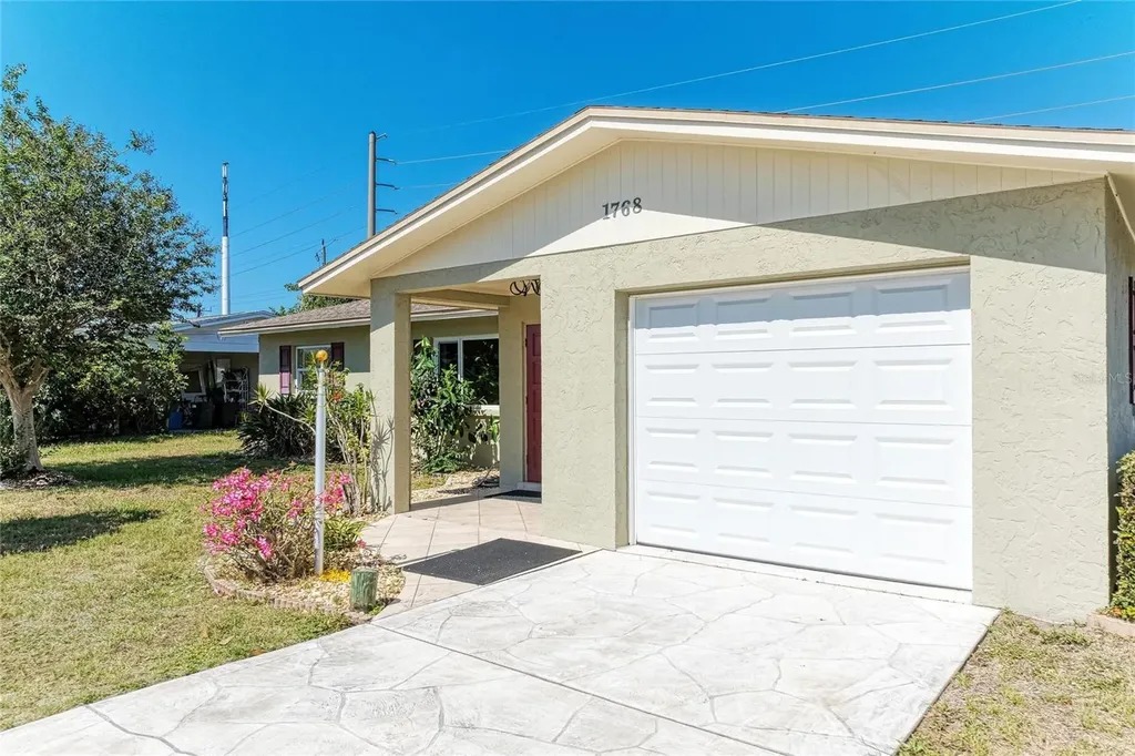 1768 Banyan Drive Venice FL 34293