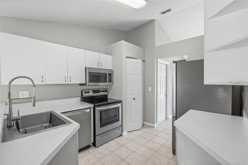 7807 38th Court E Sarasota FL 34243