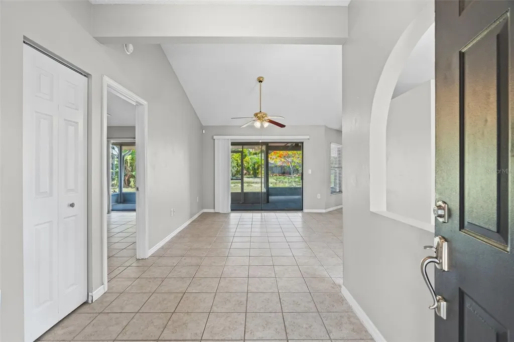 7807 38th Court E Sarasota FL 34243