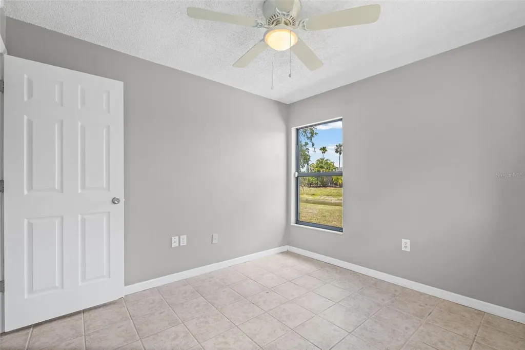7807 38th Court E Sarasota FL 34243