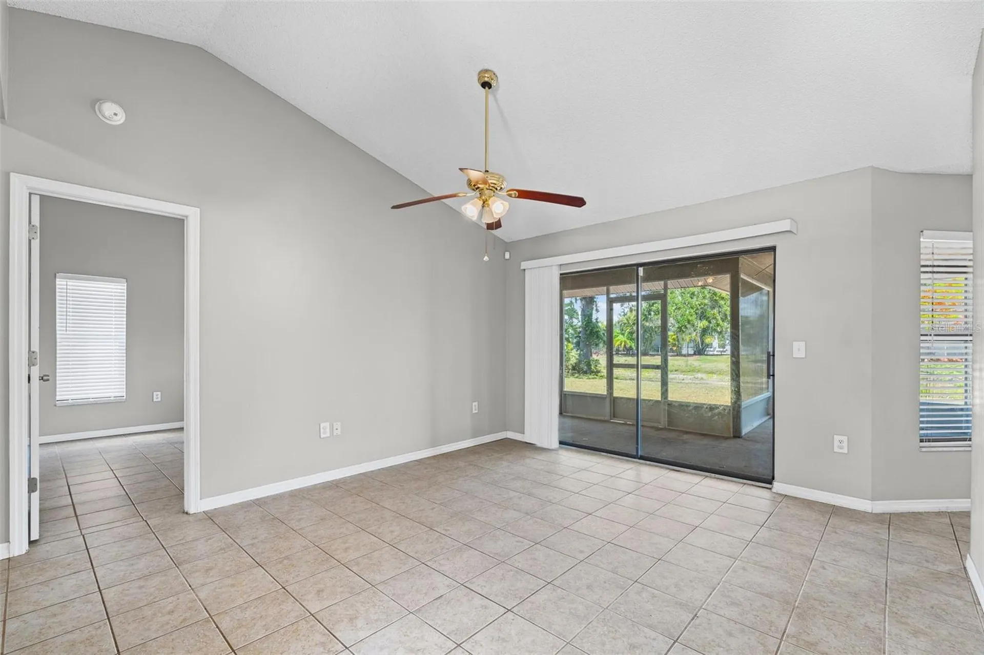 7807 38th Court E Sarasota FL 34243