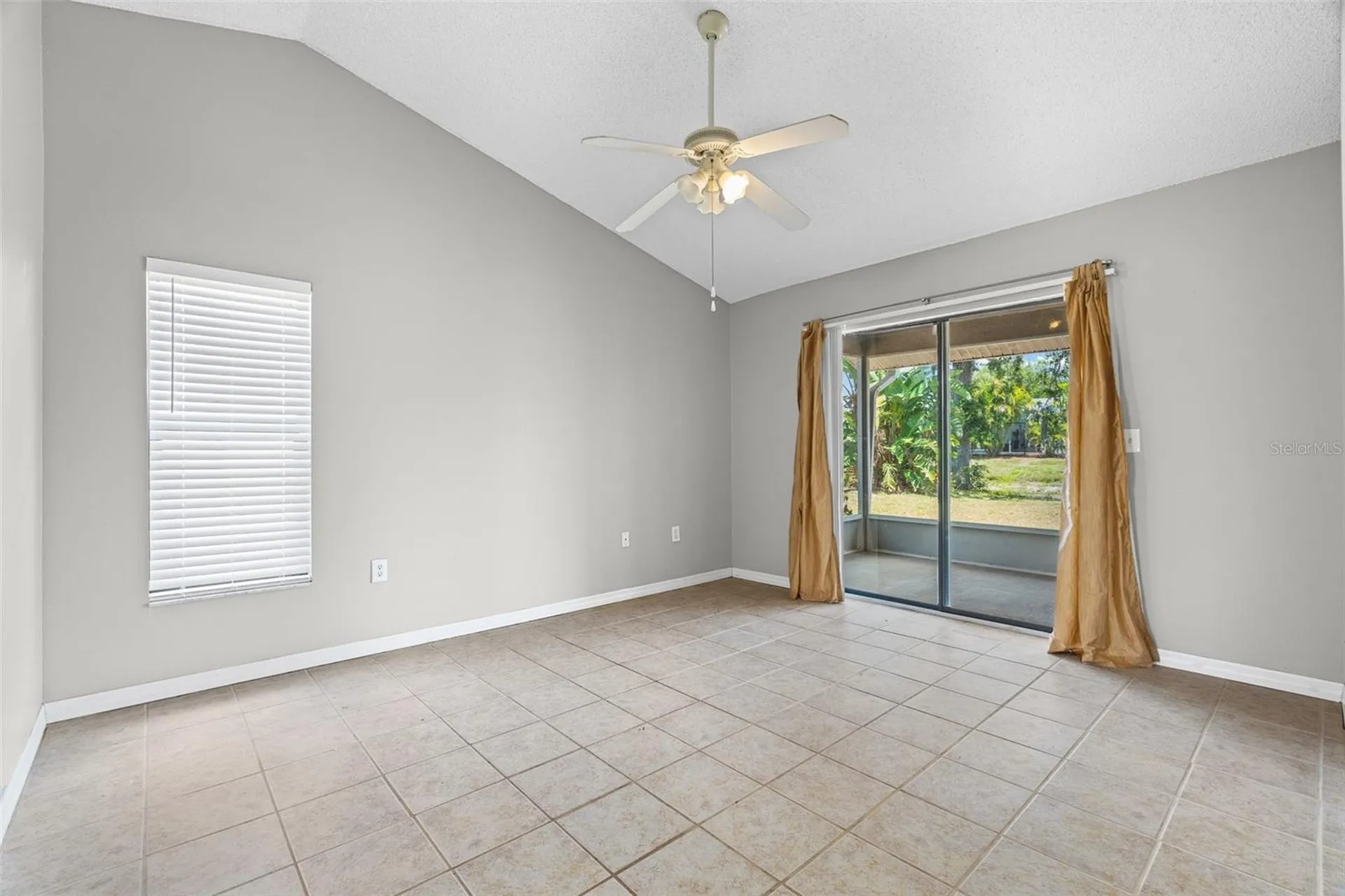7807 38th Court E Sarasota FL 34243