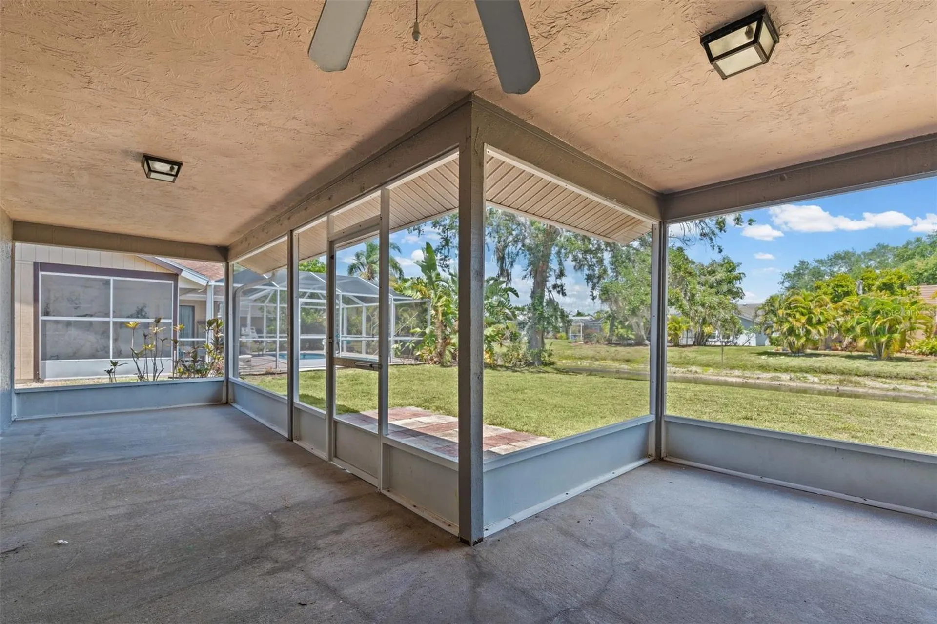 7807 38th Court E Sarasota FL 34243