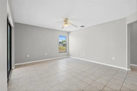 7807 38th Court E Sarasota FL 34243