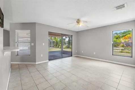 7807 38th Court E Sarasota FL 34243