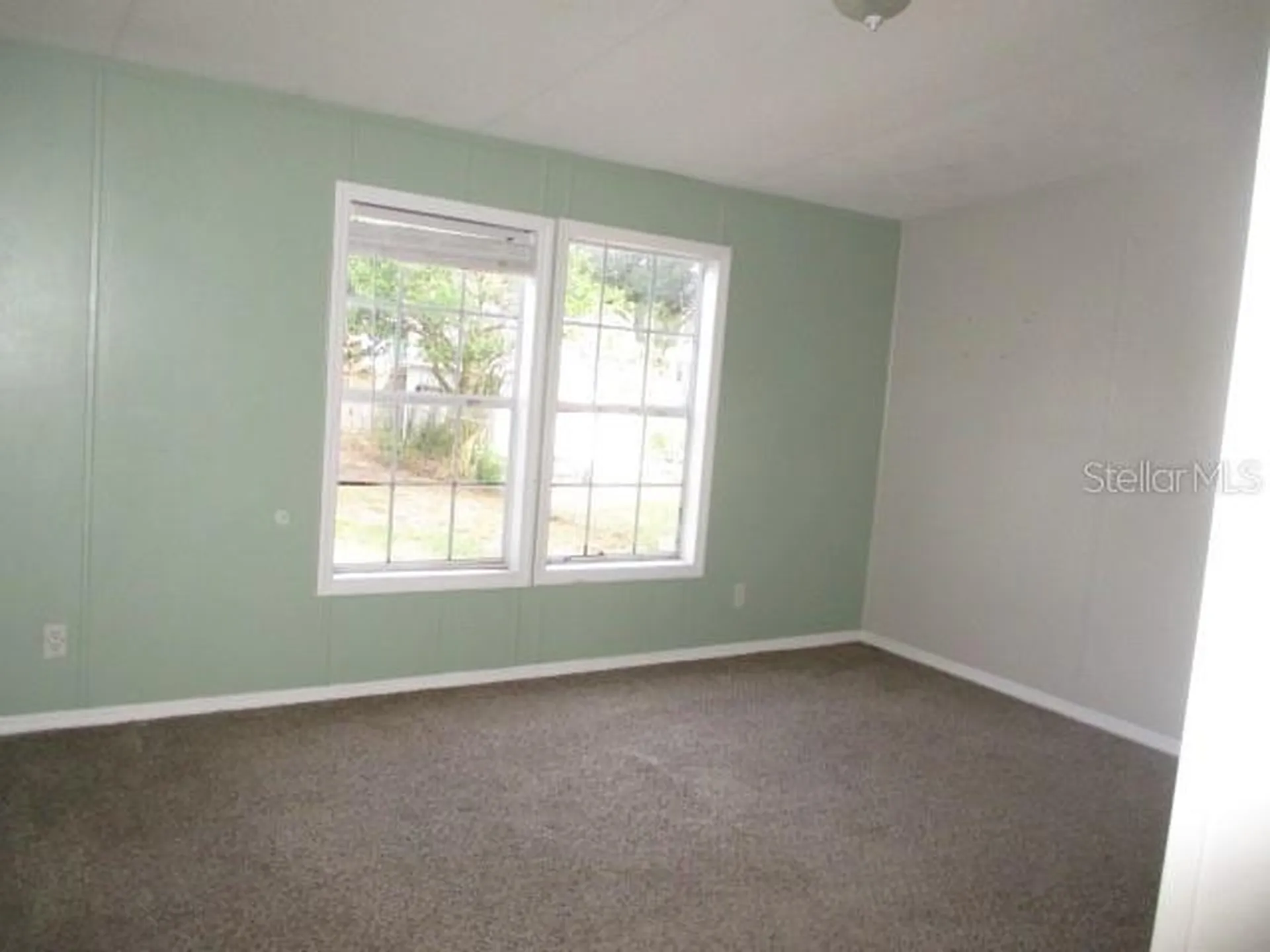 3835 Court Street Zephyrhills FL 33541