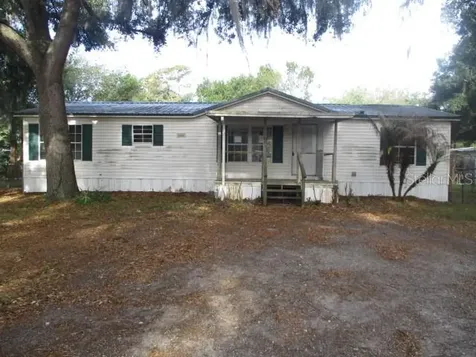 3835 Court Street Zephyrhills FL 33541