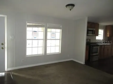 3835 Court Street Zephyrhills FL 33541