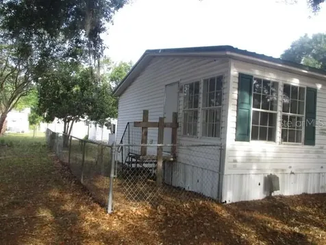 3835 Court Street Zephyrhills FL 33541