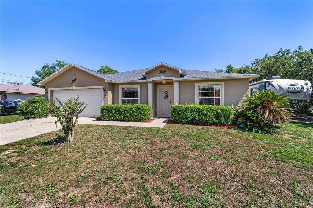 2717 NE 60th Lane Ocala FL 34479