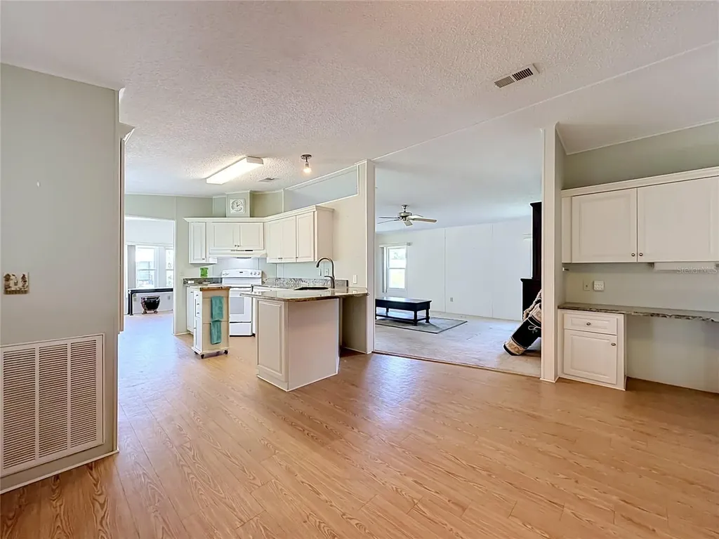 1666 Elkhart Circle Tavares FL 32778