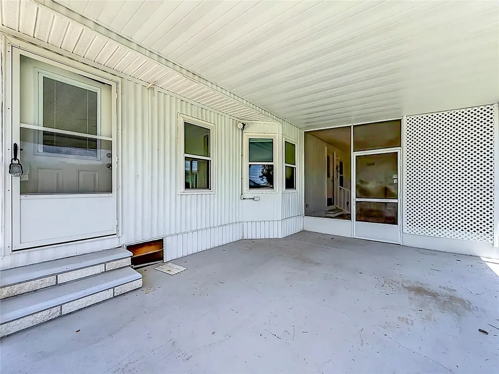 1666 Elkhart Circle Tavares FL 32778