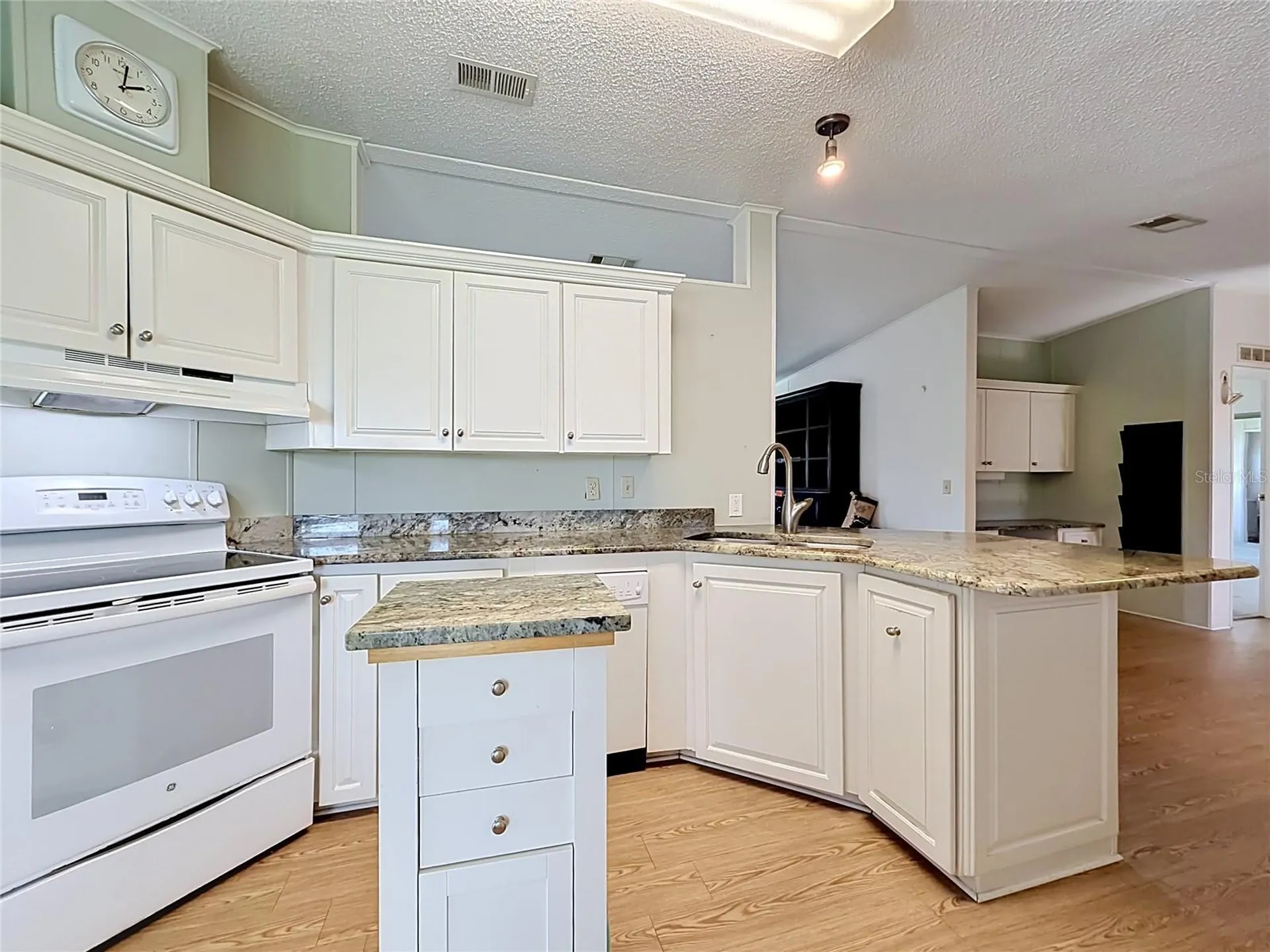 1666 Elkhart Circle Tavares FL 32778