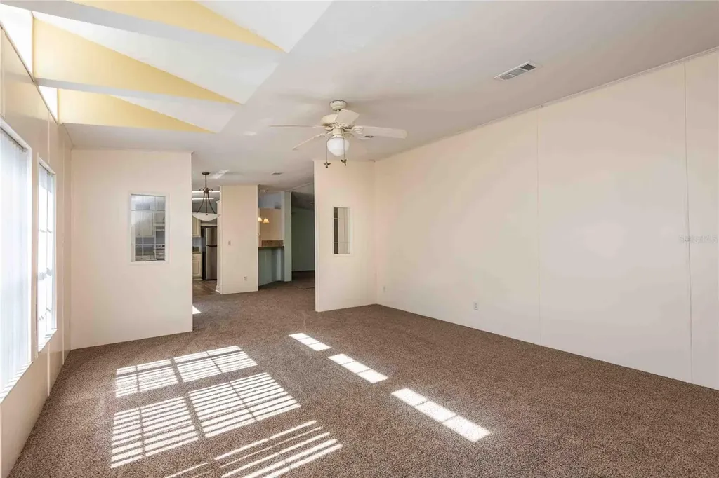 14221 Hurricane Drive Weeki Wachee FL 34614