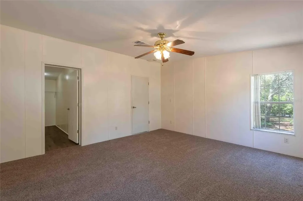 14221 Hurricane Drive Weeki Wachee FL 34614