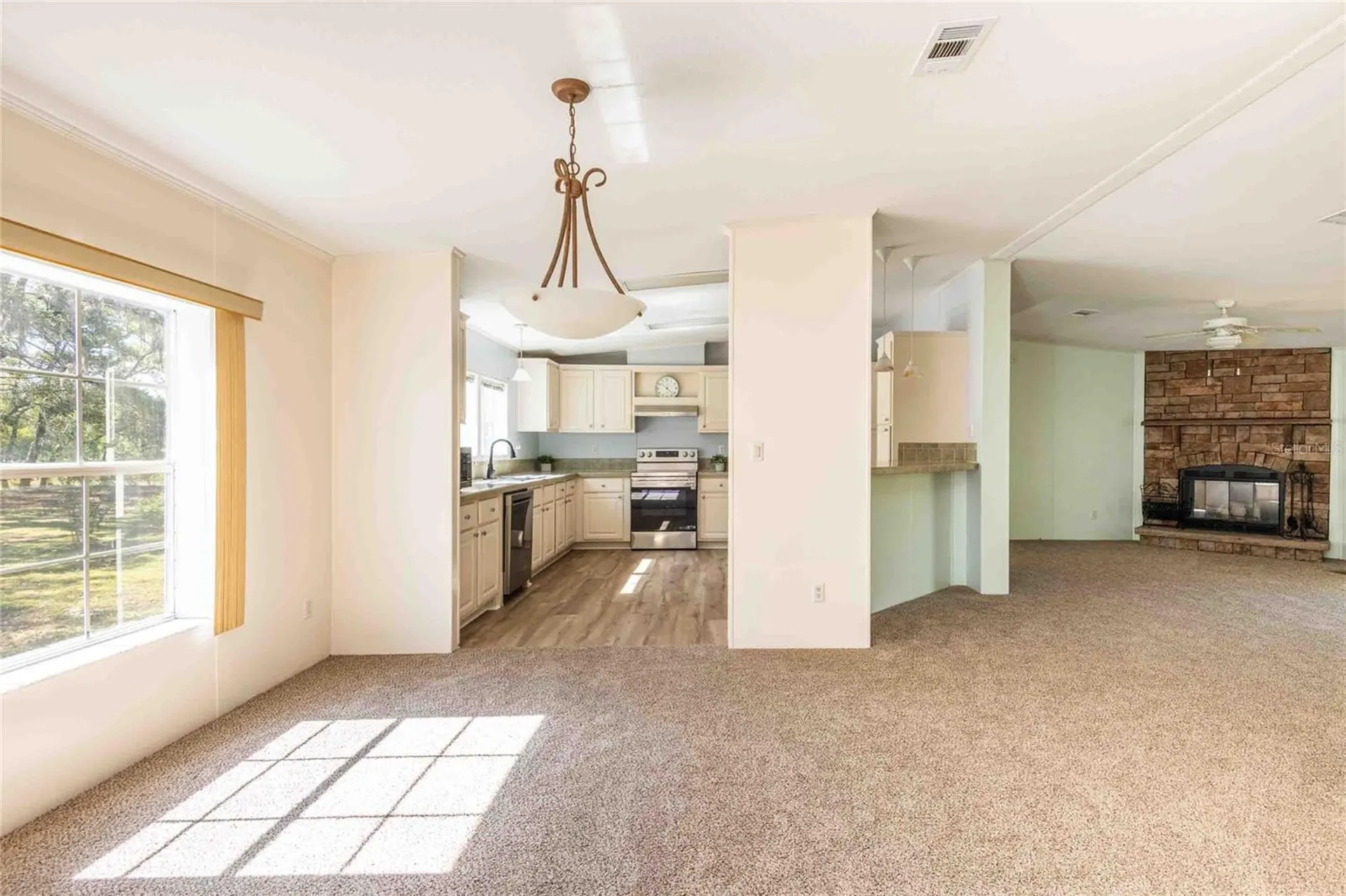 14221 Hurricane Drive Weeki Wachee FL 34614
