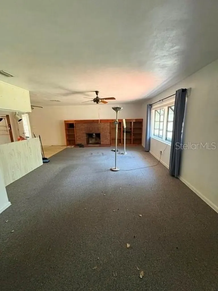 160 E Elm Drive Orange City FL 32763
