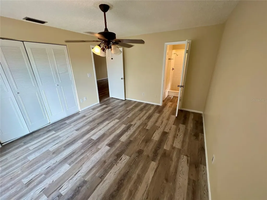 613 61st Avenue Terrace E Bradenton FL 34203