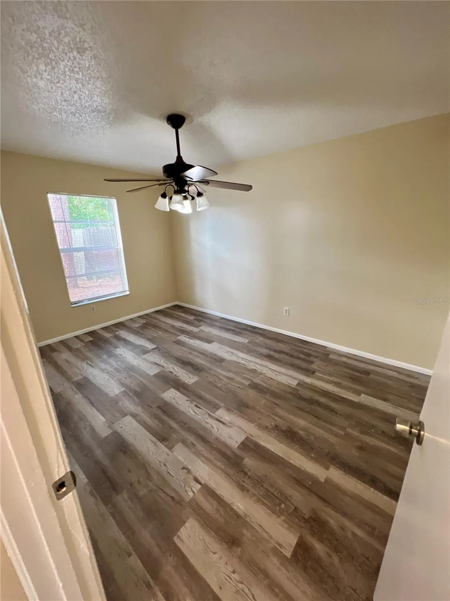 613 61st Avenue Terrace E Bradenton FL 34203