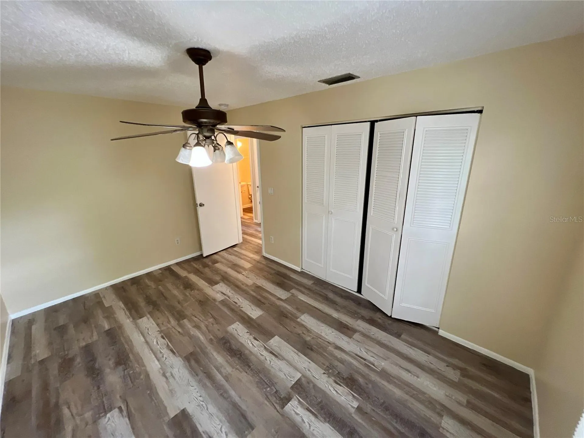 613 61st Avenue Terrace E Bradenton FL 34203