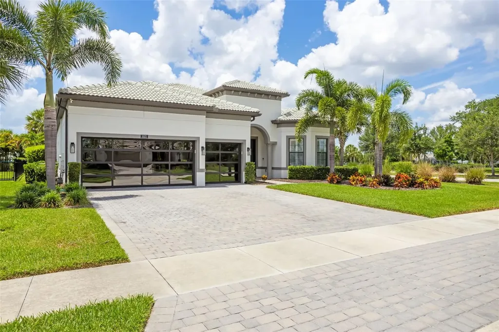 825 Seascape Place Sarasota FL 34240