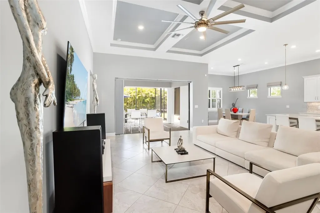825 Seascape Place Sarasota FL 34240