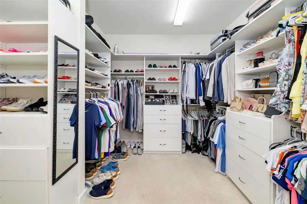 825 Seascape Place Sarasota FL 34240