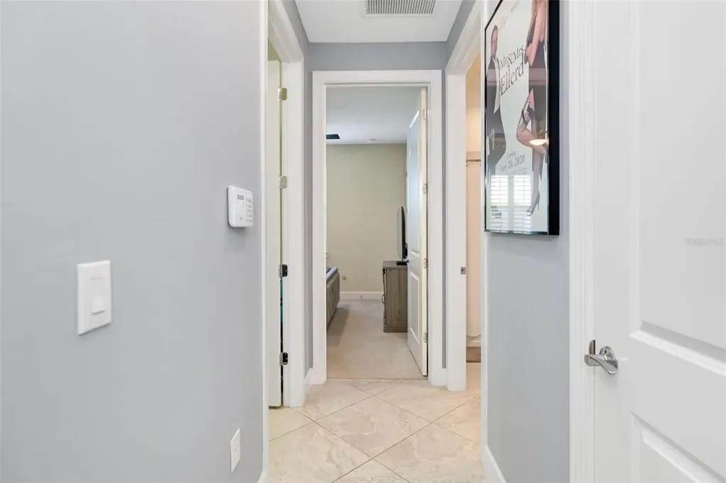 825 Seascape Place Sarasota FL 34240
