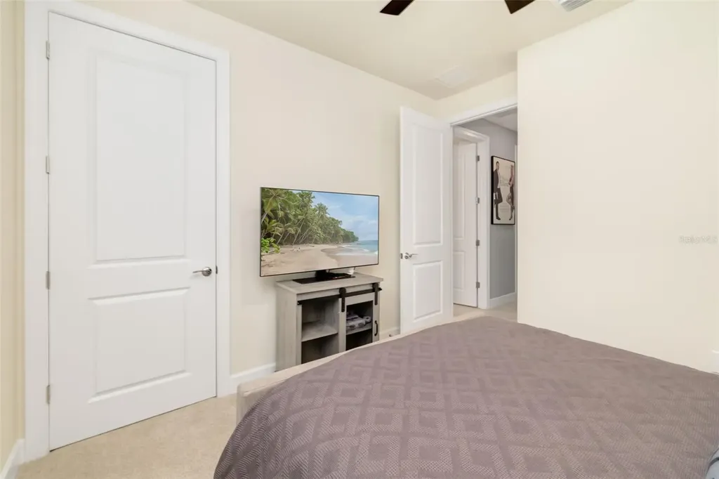 825 Seascape Place Sarasota FL 34240