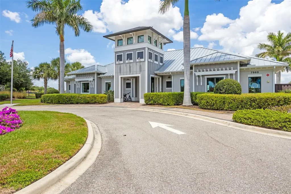 825 Seascape Place Sarasota FL 34240