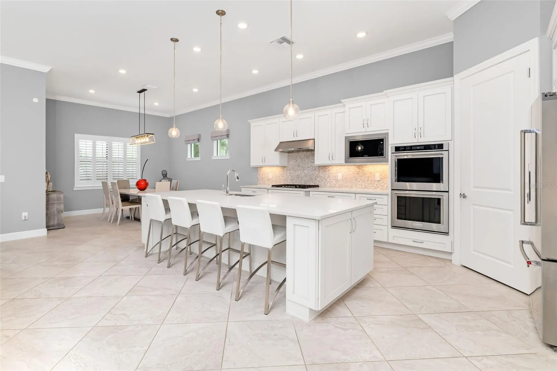 825 Seascape Place Sarasota FL 34240