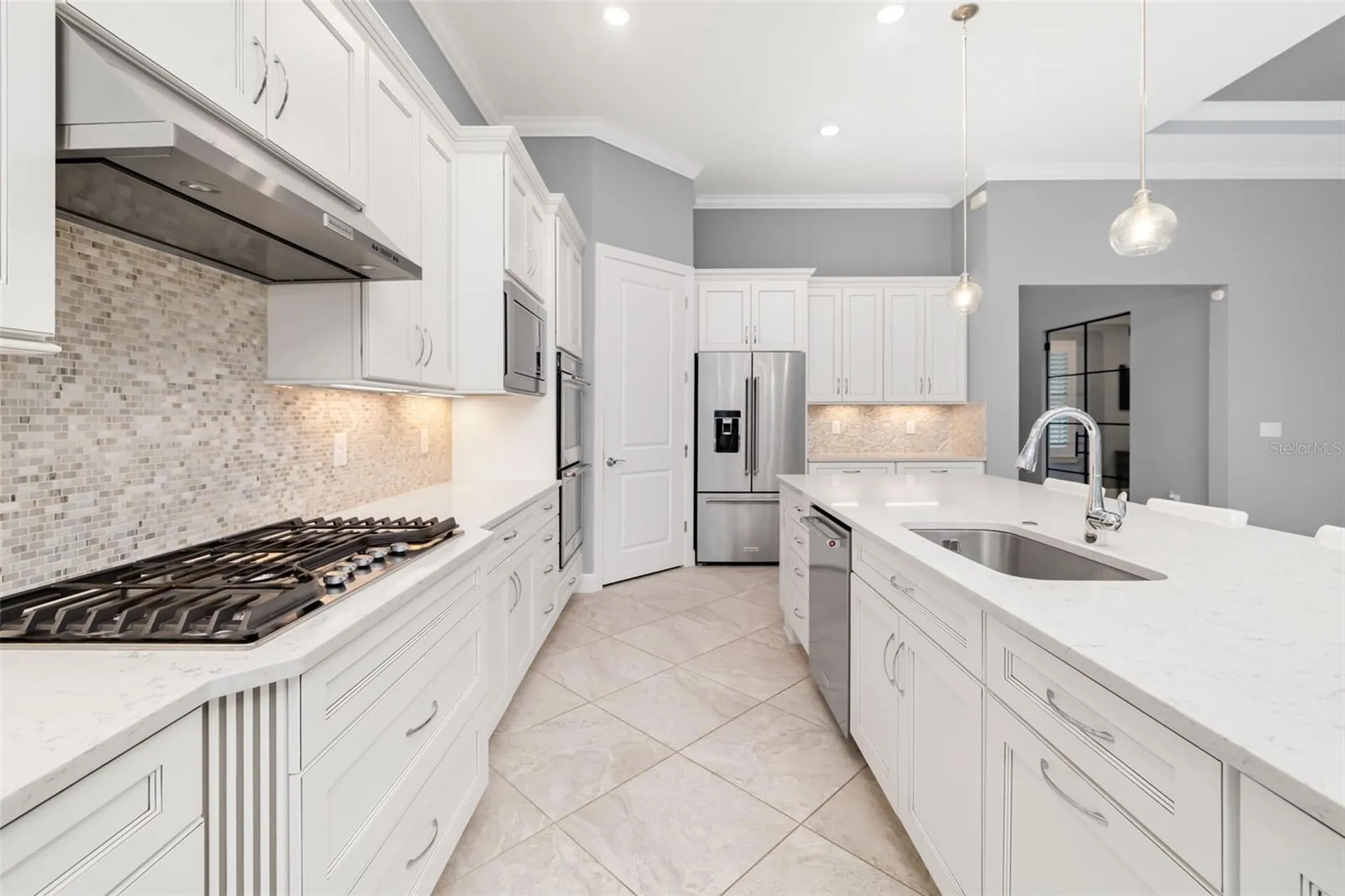 825 Seascape Place Sarasota FL 34240