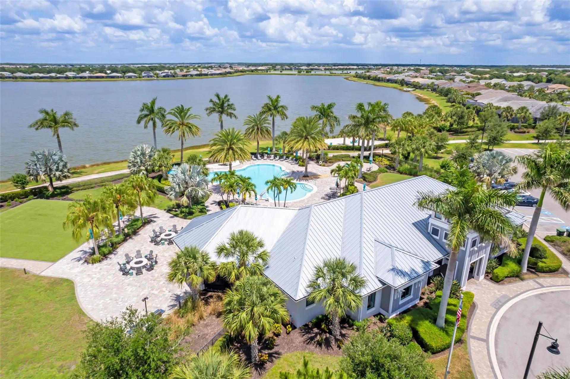 825 Seascape Place Sarasota FL 34240