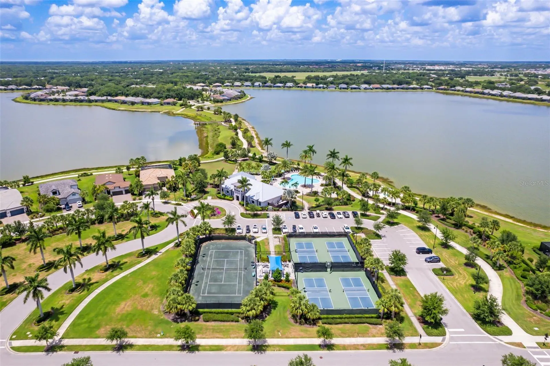 825 Seascape Place Sarasota FL 34240