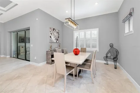 825 Seascape Place Sarasota FL 34240