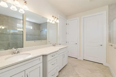 825 Seascape Place Sarasota FL 34240
